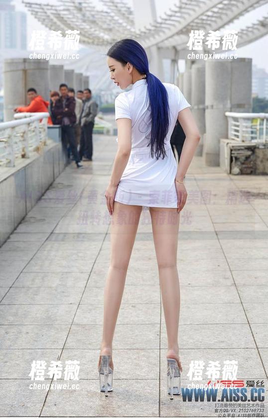 AISS爱丝(黄金版) - 索菲等美图：精选扭转想象的独特时光
