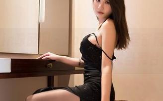 Feilin嗲囡囡 – solo尹菲的居家精选：不是每个人都能把沙发当舞台