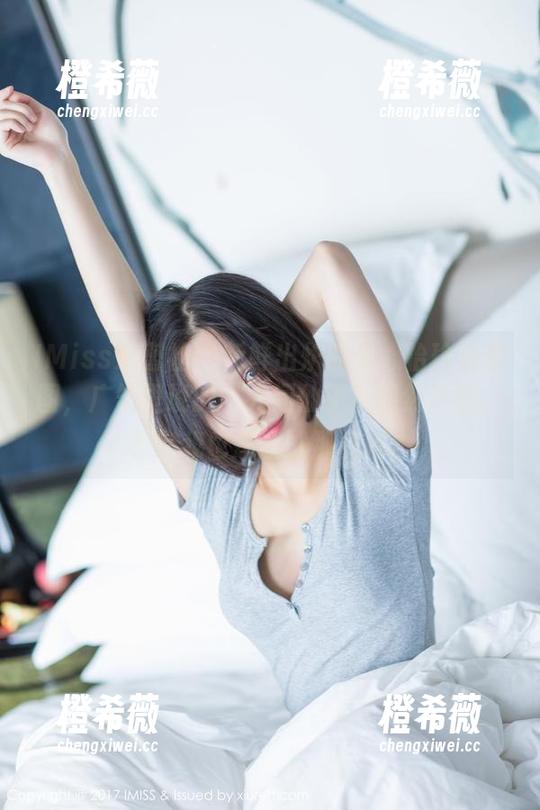 IMiss爱蜜社-温心怡 IMiss爱蜜社 - 新鲜出炉的温心怡瑜伽套图,广告里说的“人间仙子”果然不假,看完我也想试试那几招。