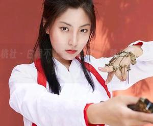 MiiTao蜜桃社 – 白裙不止于‘美图’：韩贝贝的日常穿搭秀，给我来一打！