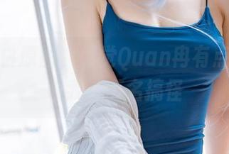 这张纯白原图，感觉Quan冉有点饿在呼唤我，莫名搞怪