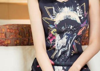 TouTiao头条女神 – 办公室这么有趣，温心怡的高清下载你准备好了吗？