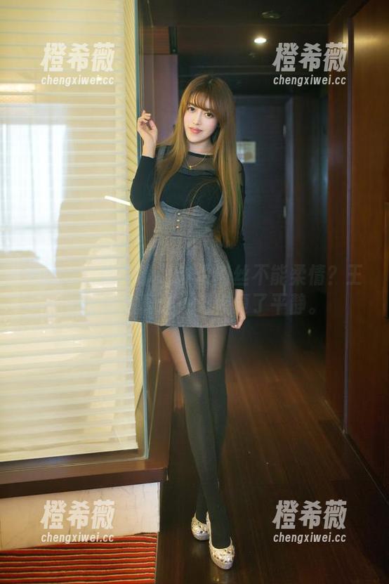 TuiGirl推女郎 - 谁说肉丝不能柔情？王根星熙写真让一切恢复了平静。