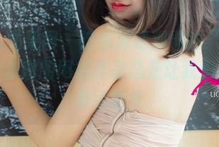 UGirls尤果网 – 这也算是观看的“高阶”吧，乔依琳的网袜作品总是让我思绪万千，有点意乱。