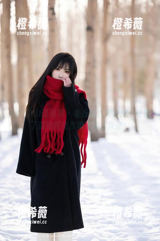 XIAOYU语画界-杨晨晨 XIAOYU语画界 - 杨晨晨泳装套图:让你了解如何优雅地被海水欢迎!