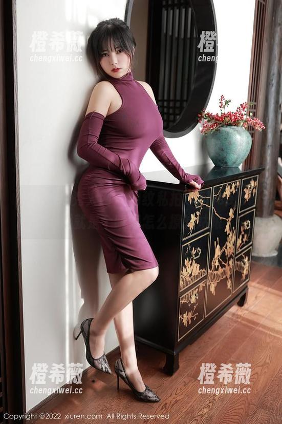 Xiuren秀人网 - 豹纹私拍，Elise谭晓彤就是个晓得怎么撩的姑娘