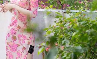 Xiuren秀人网 – 学习还是摄影？乔安娜的学妹写真让我有些迷了，高清妆点了这个提问！