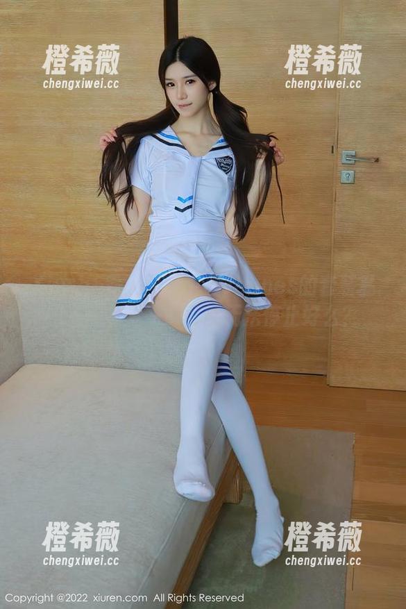Xiuren秀人网 - 卓君Jeanes的套装私房美图，看一眼可能无法停止好么？