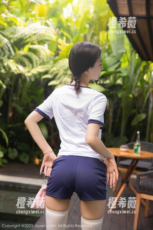 Xiuren秀人网 - 林子遥和她的蕾丝作品，这个组合让人捉急，想问“这就OK了吗？”