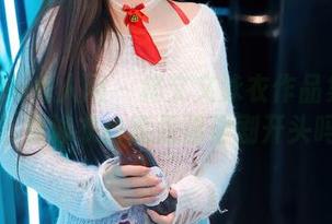 Xiuren秀人网 – 林文文泳衣作品集：什么？穿泳衣也能是偶像剧开头吗？