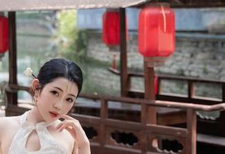 Xiuren秀人网 – 每张高清美图都在诉说：皮衣，可以这么酷，菲菲吃不胖就是最佳代言！