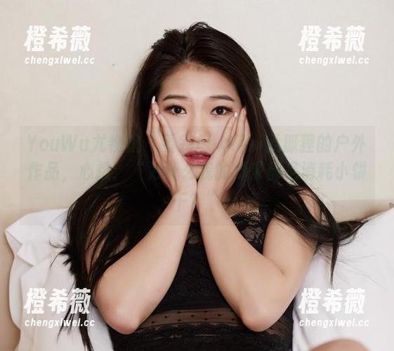 YouWu尤物馆 - 看完FoxYini孟狐狸的户外作品，心想：“为什么我的野餐都是消耗小饼干？”