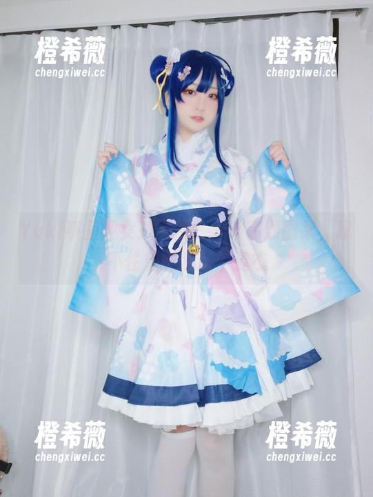 Yuki亭 Yuki亭呈现女孩图库:一波高清图集,忍不住想赞叹这个姿态