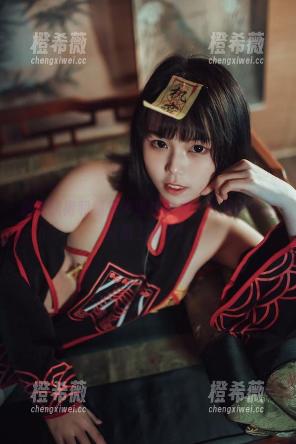 别让旗袍和剑只停留在梦里，七月喵子的套图上线了！