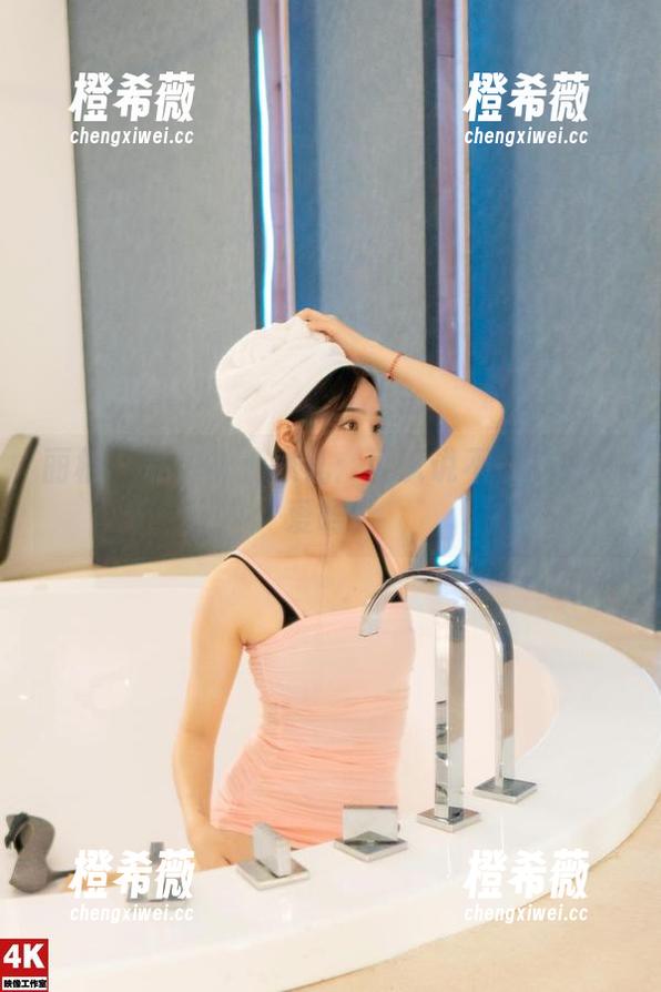 丽柜-敏儿 丽柜 - 私房护士敏儿:可以说不一样的可爱吗?