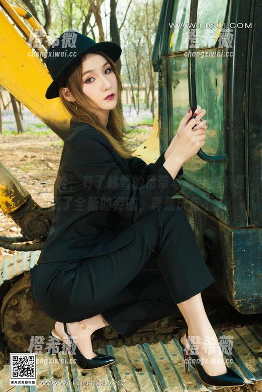 丽柜 - 哈，有了韩雪的吊带写真合集，夏天又有了全新的姿态，真是厌倦不了！