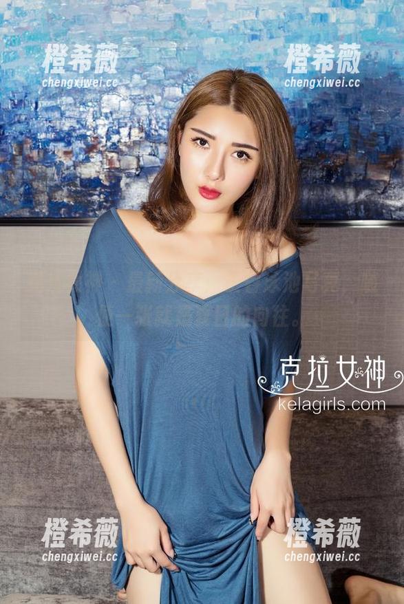 克拉女神 - 最新分享：王睿泳池写真，随便一张就是夏日的向往。