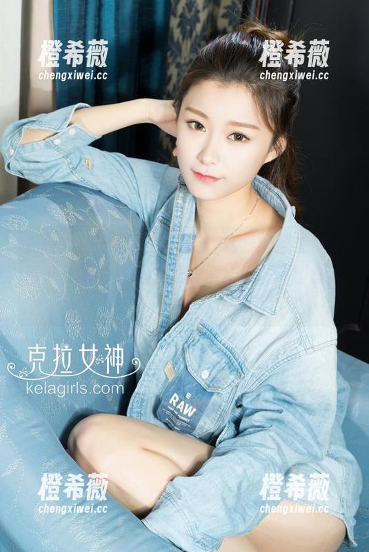 克拉女神 - 珊珊的皮衣，让我的思绪飞出窗外，写真作品里藏着怎样细腻的情感隐秘呢？