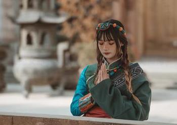 高清图片中的兔女郎，兔子Zzz不吃胡萝卜又如何，只管甜美!