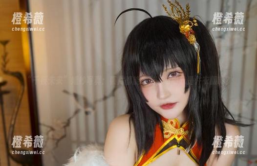 “千夜未来”婚纱写真：照片都能发光，明明只是件衣服嘛？