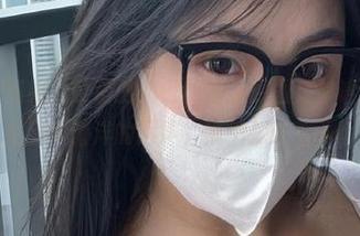 微密圈 – 如果说可爱的肉巴的海边原图是静谧，套图就是整个海洋的回声，悄悄扫过心头。