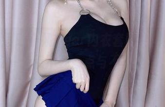 免费领取啾小妍Deer内衣套图，内有惊艳和一点点不妥，点与不点由你。