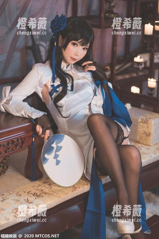来自喵糖映画的透明女仆：棕色，有点小调皮的写真集！
