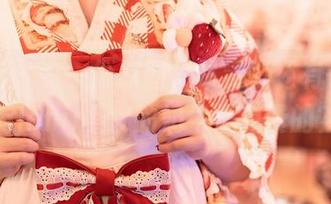 嗲囡囡 – 有一份原图很昂贵，还有一份文芮jeninfer的奶牛是免费的？