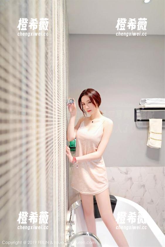 嗲囡囡 - 龙女宝宝的这组镂空写真，搭配个性化的角度，衬得太迷人了。