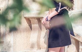 头条女神 – 语溪的双人私拍，果然是画风不太一样！