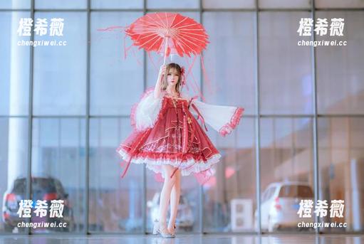 扫荡我的心，妖君白研的高清写真《明日方舟斯卡蒂》又来了