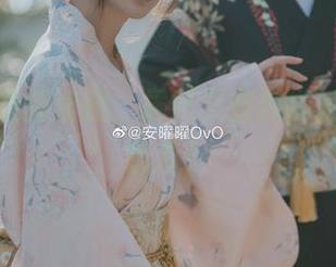 安曜曜最新套图，居然又在放学后悄悄溜出去！