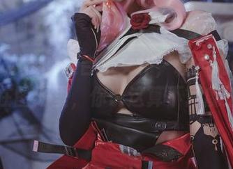 哦，宫本樱的埃吉尔女仆，轻声细语地晃荡在图册里，你说这算不算魔法？