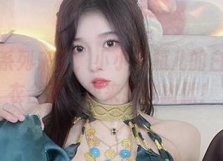 无圣光系列来了，小小奶瓶儿的白开水毛衣合集，快来接收幽默！