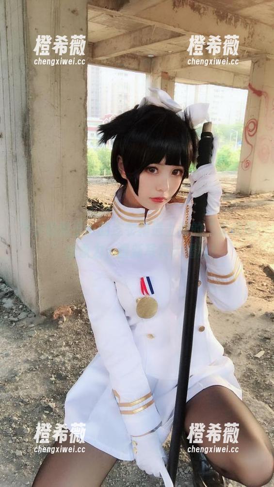 当小野妹子w的连衣裙遇上我的“无极限”想象力，最新写真大揭秘！