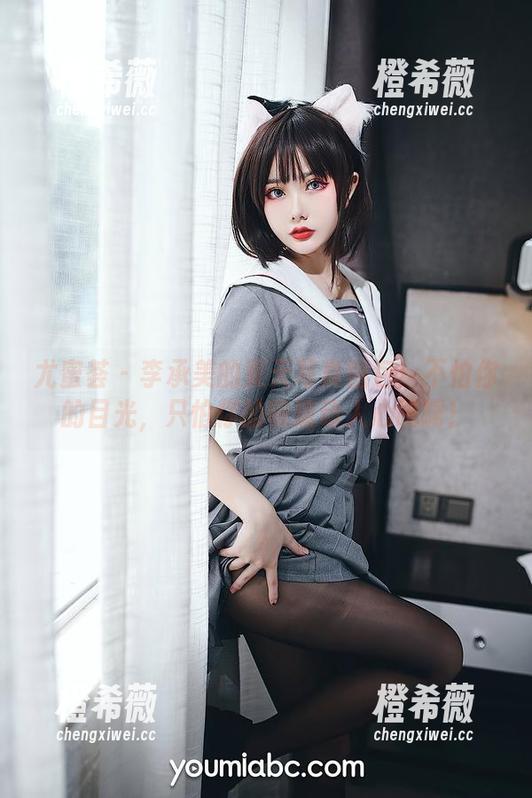 尤蜜荟 - 李承美的夏天写真图包：不怕你的目光，只怕你的味道动人心魄啊！