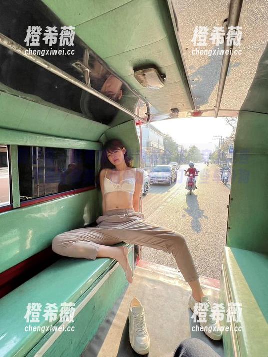 微密圈 - 就是阿朱啊内衣合集：穿上这些，不保证你美，但保证你追打那些单身狗！