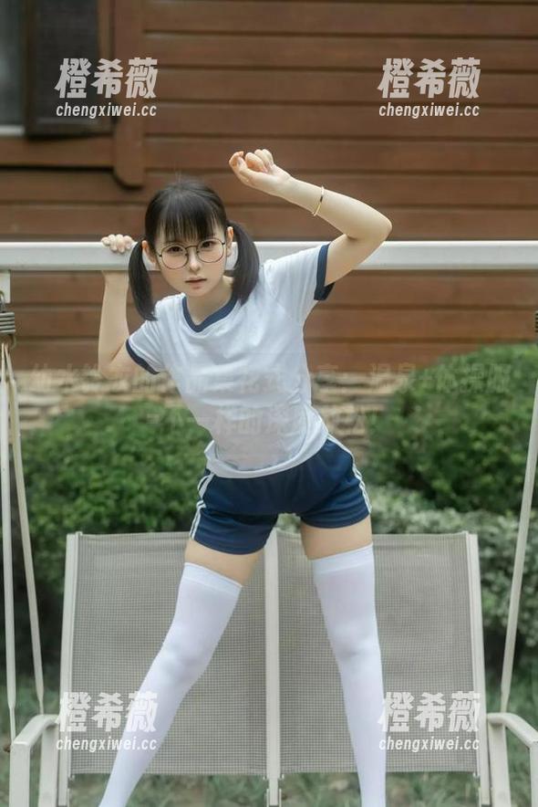 幼水铃衣的作品集花式分享：温泉+体操服=不一样的深度放松！