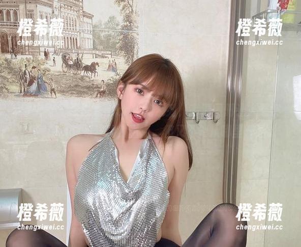 微密圈 - 张思允nice旗袍系列，高清图册让人想沉醉其中，真希望能划重点。但又不知从哪里开始...