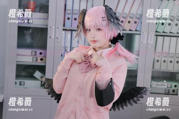 弥美Mime 弥美Mime总能把裤里丝穿得那么有气质,合集里的每一张都像在诉说…
