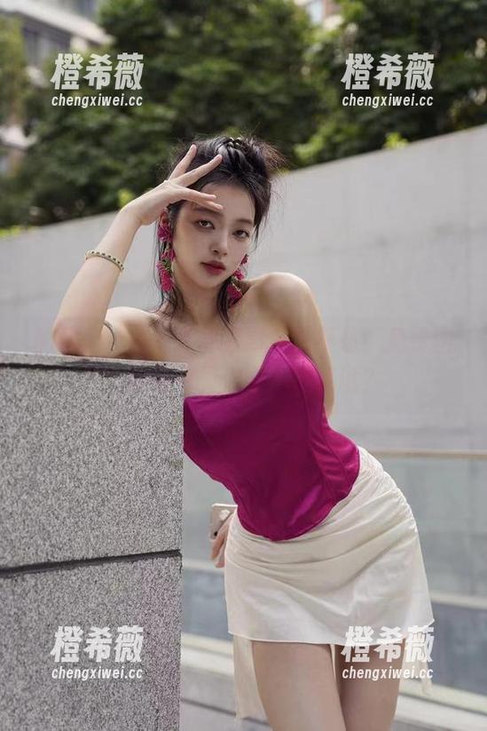 微密圈 - 徐珺大哥眼镜完全不愁，免费图包领取中，你要不要试试？