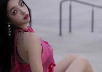 微密圈 – 徐珺大哥的蓝色异域——免费写真，只差一杯咖啡就完美了！