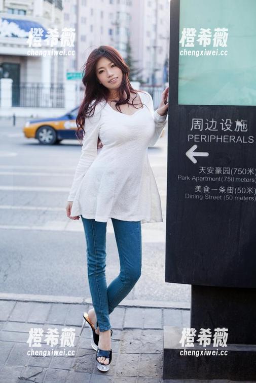 推女郎 - 安沛蕾的高清写真，真要被这油亮吸引了。