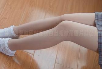 别问我怎么看，森萝财团的在线白丝姐妹花图片就让我停不下来！