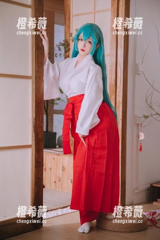 傻傻的樱井小莜，女神写真就等你去网盘找找