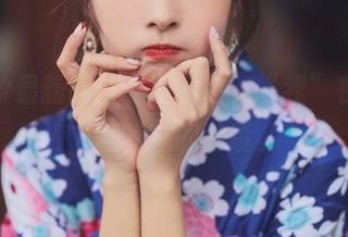 泥泥汝最新高清私房图包，“我”在这里“藏着”的片段。