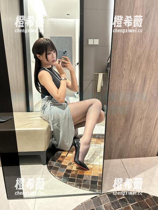 精选泳池合集，海克斯科技小蛋糕就是有种奇怪的吸引力，你不觉得吗？