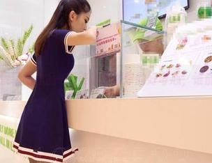 爱丝 – 索菲的作品–用美脚撩拨你的好奇心，谁能拒绝？