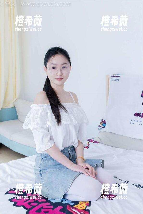 物恋传媒-小晴 物恋传媒 - 下载小晴的校服全集,顺便养成裙摆摇曳的好习惯呀~
