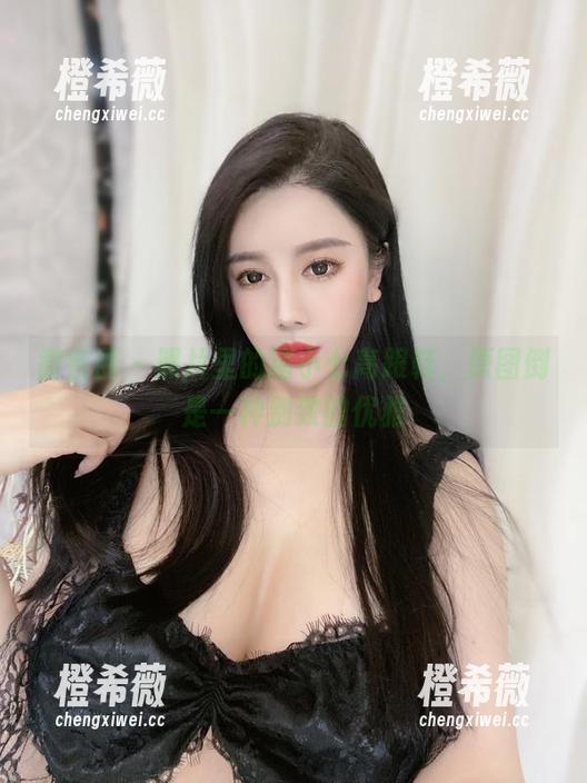 微密圈 - 照片里的猪小七高跟鞋，原图倒是一种别致的优雅